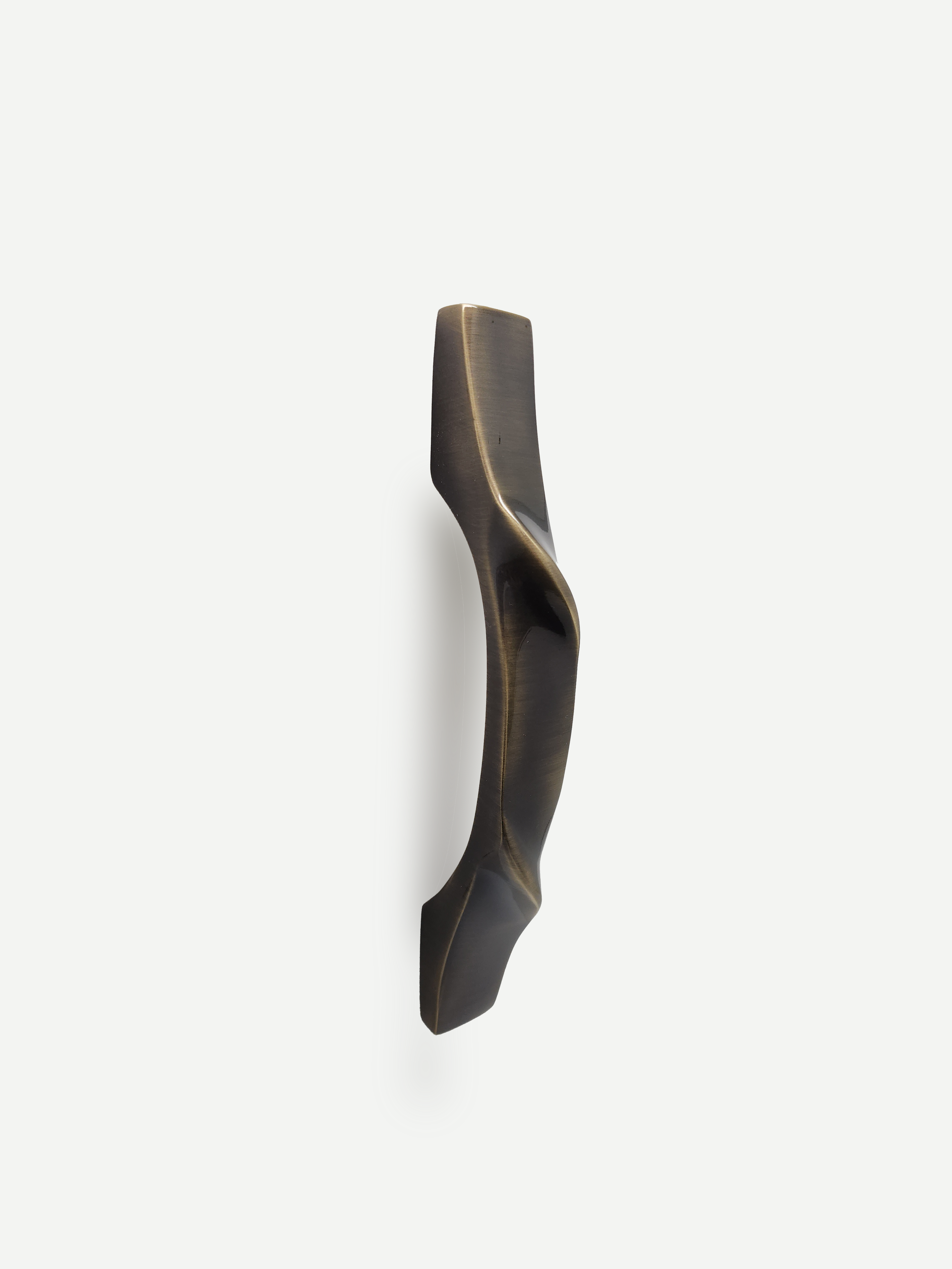 Wardrobe Handle - SWIRLED