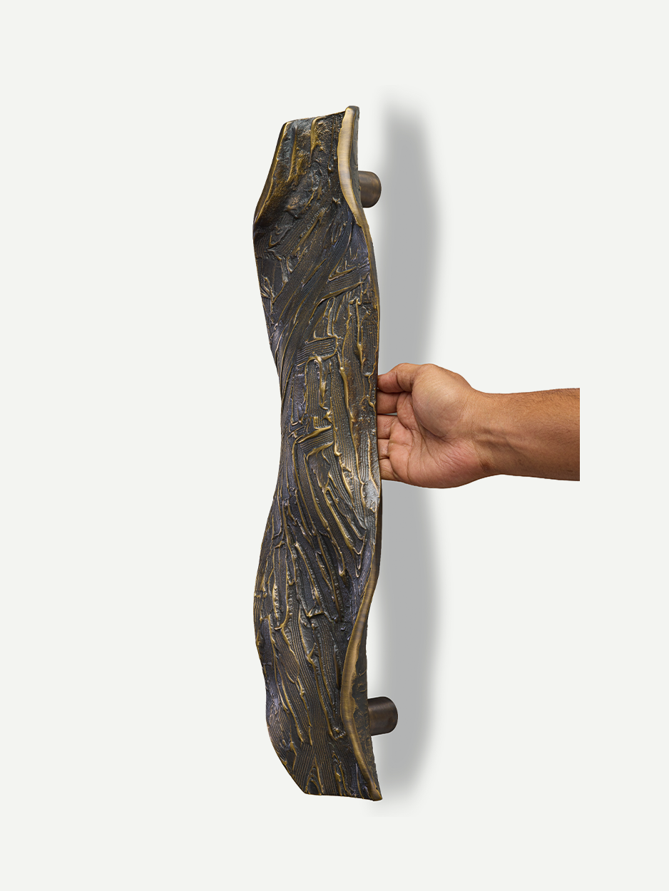 Front Door Handle – XYLEM