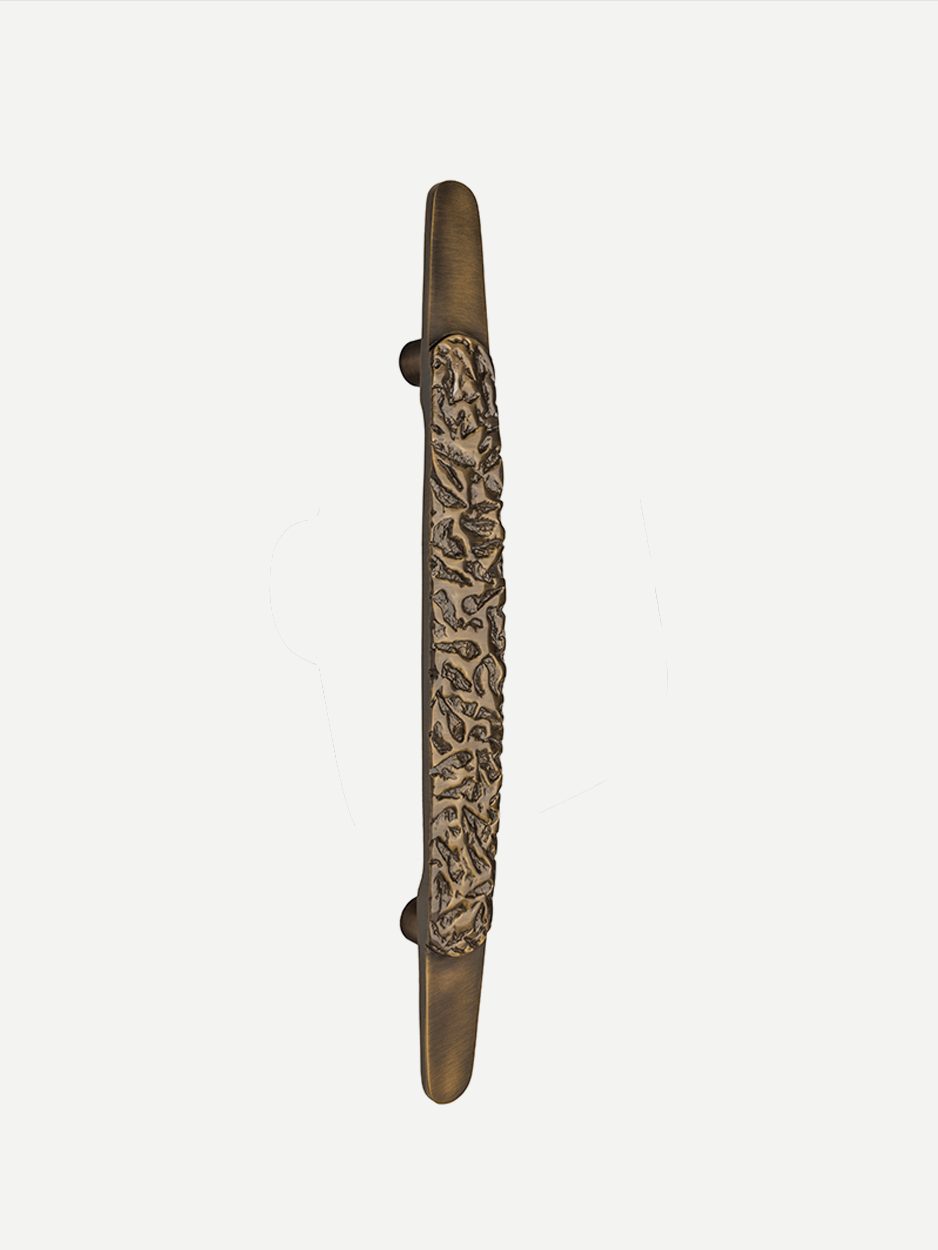 Pull handle for grand front entrances for villas and apartments.