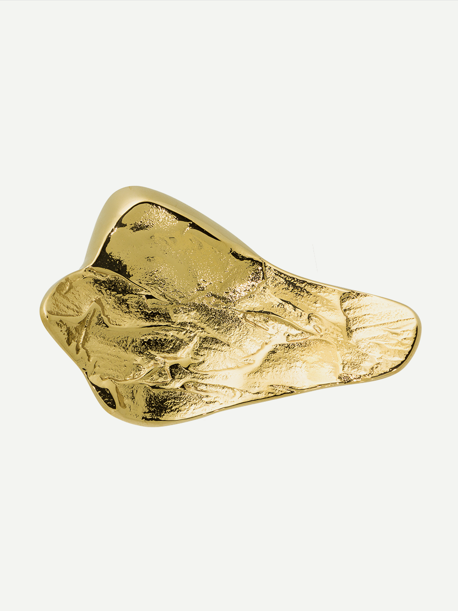 Luxury cabinet pull handle in gold for drawers.