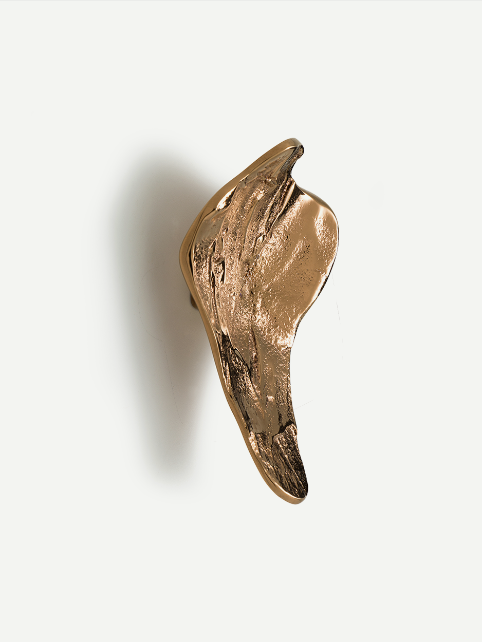 Brass drawer pull for modern interior design in rose gold pvd 